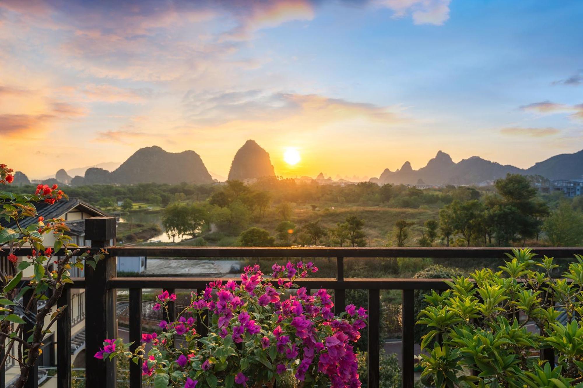 Guilin Village Creek Inn-Free Private Car Pick Up Station Stay 3 Nights מראה חיצוני תמונה