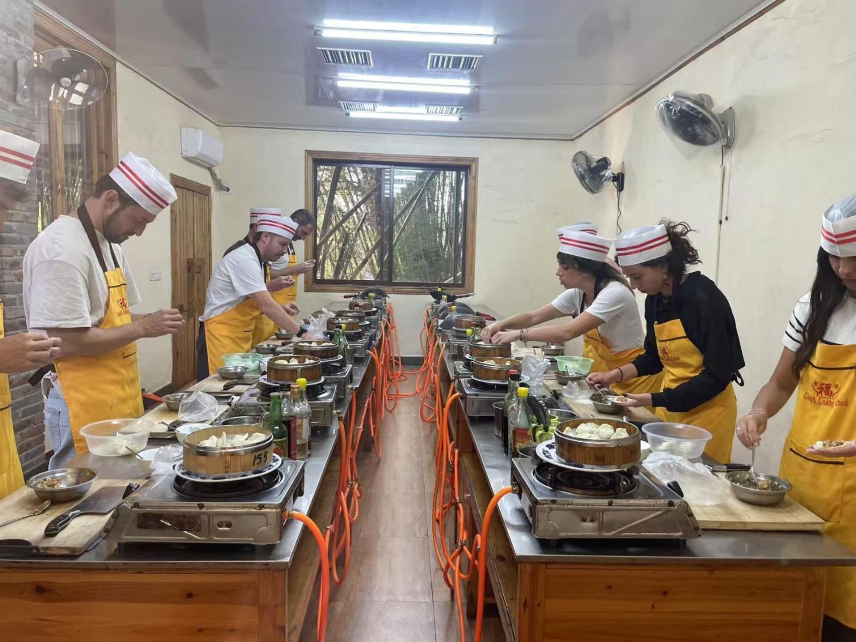 Guilin Village Creek Inn-Free Private Car Pick Up Station Stay 3 Nights מראה חיצוני תמונה